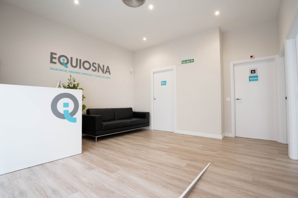 Clínica dental Equiosna - Empresas en Navarra